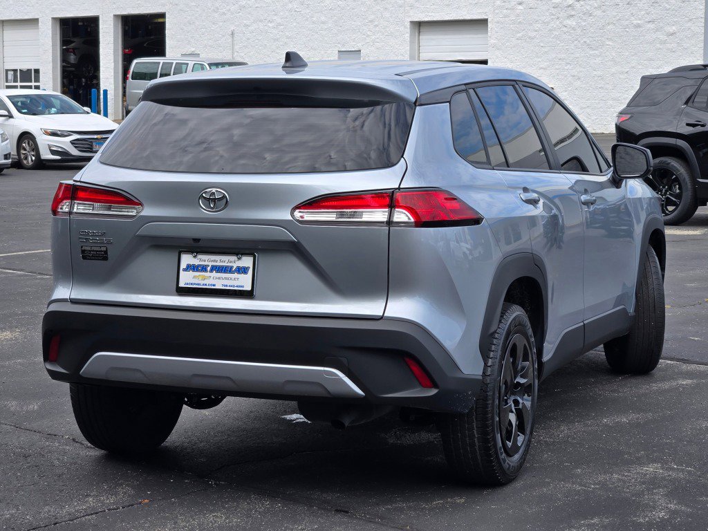 Used 2024 Toyota Corolla Cross L image 10