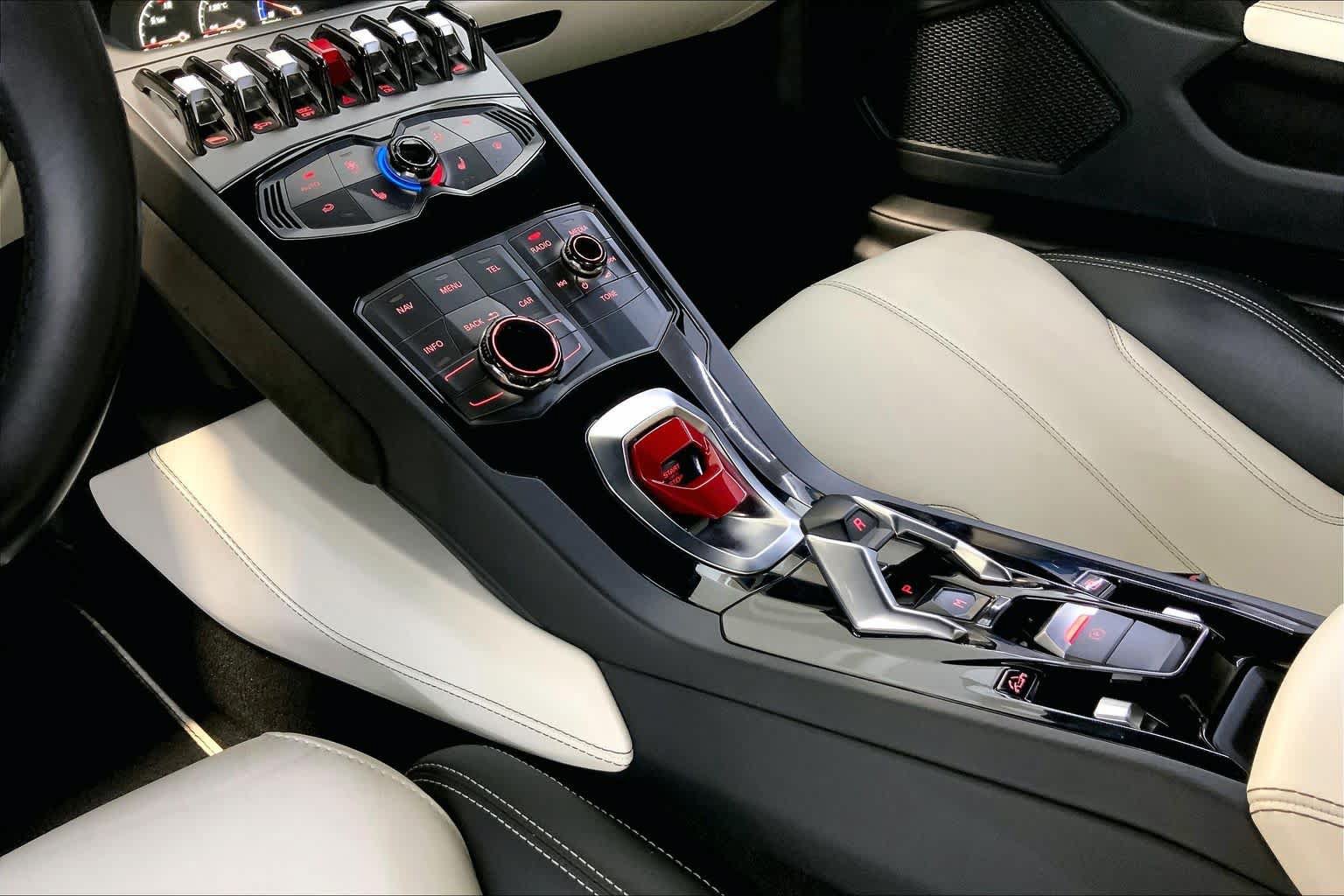 Used 2016 Lamborghini Huracan LP 610-4 AWD/4WD image 16