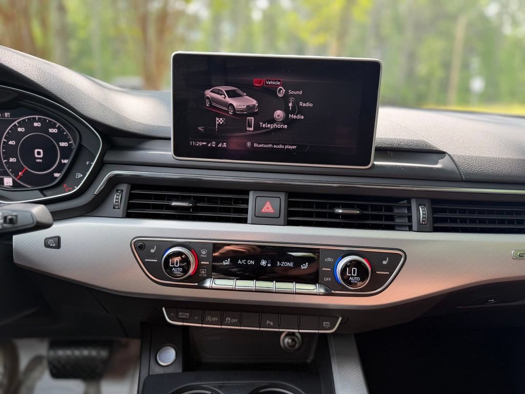 Used 2017 Audi A4 2.0T Prestige w/ Prestige Package AWD/4WD image 27