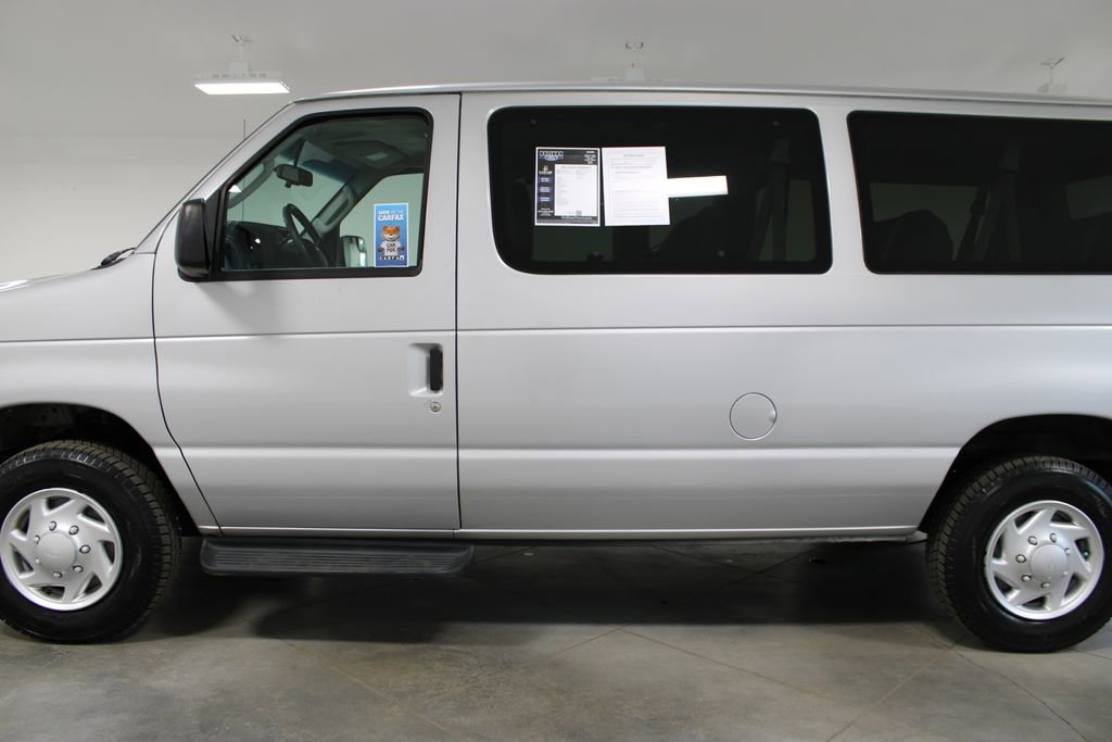 Used 2012 Ford E-350 and Econoline 350 XLT image 6