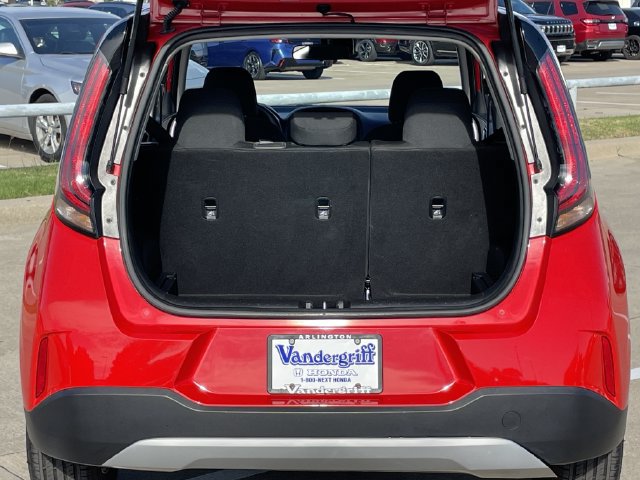 Used 2025 Kia Soul LX w/ LX Technology Package FWD image 26