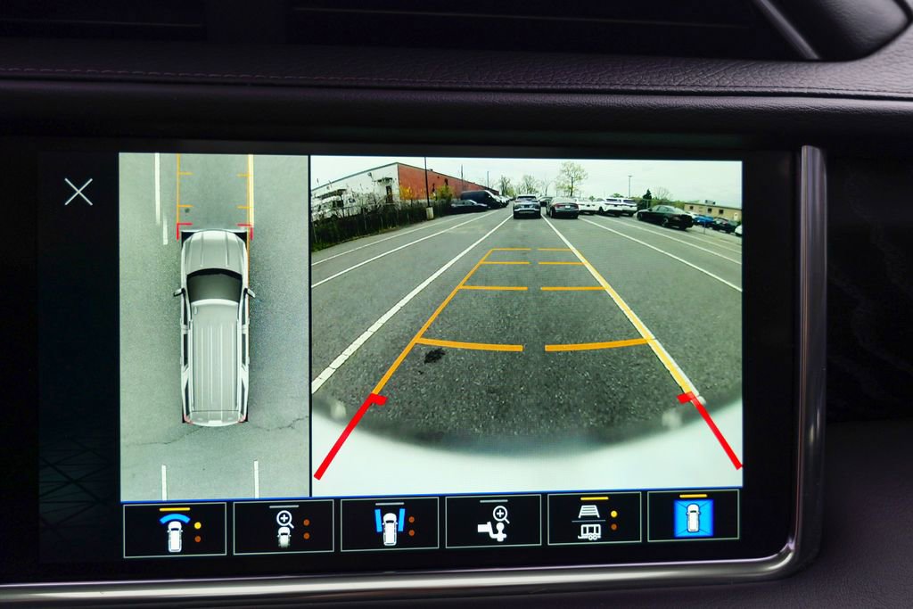 Used 2022 GMC Yukon Denali AWD/4WD image 56