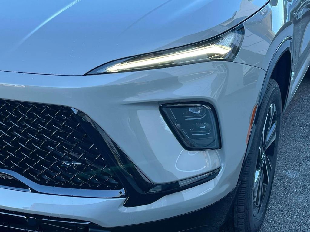 New 2026 Buick Enclave Sport Touring w/ Power Package image 9