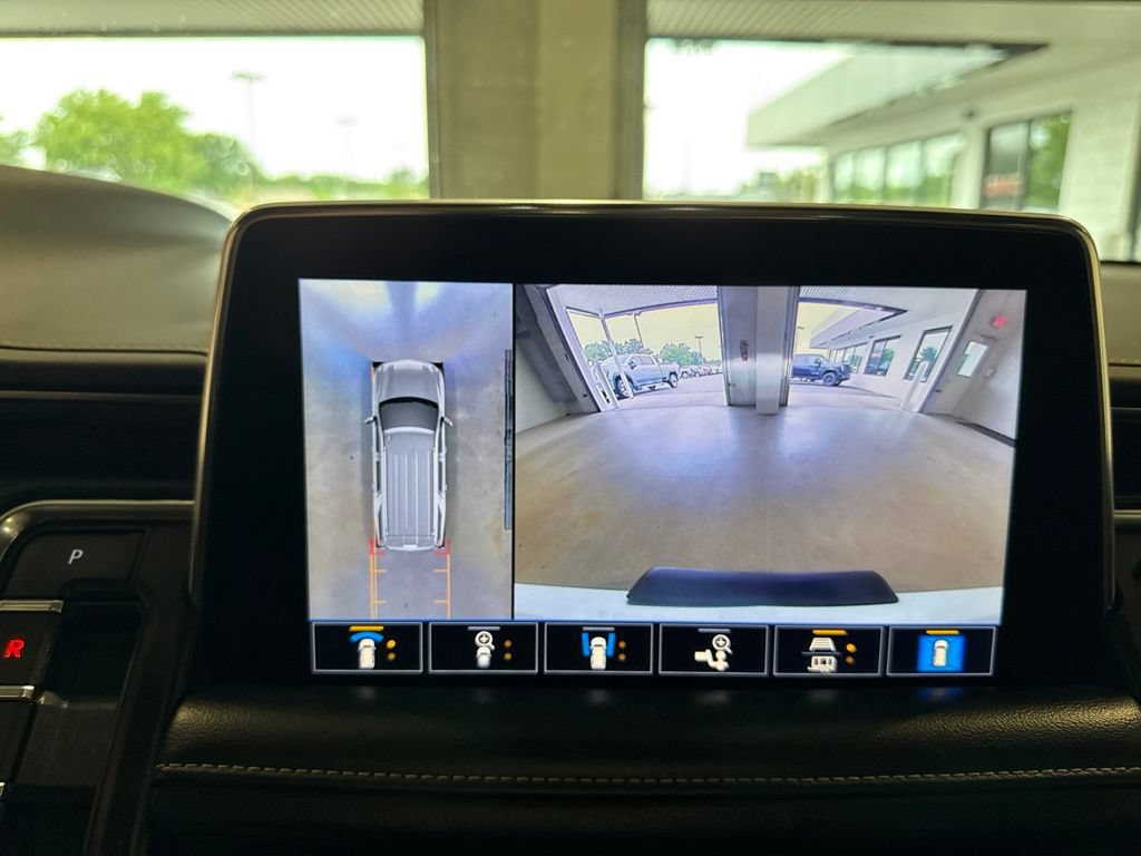 Used 2021 Chevrolet Tahoe Premier AWD/4WD image 41