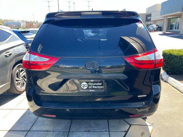 Used 2015 Toyota Sienna Limited image 8