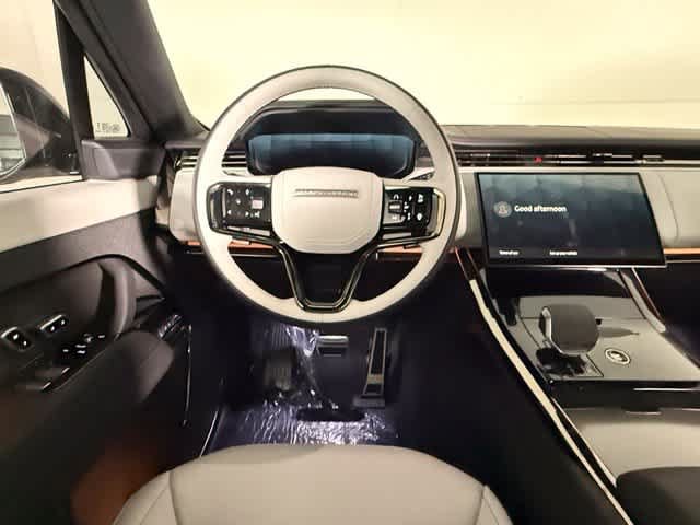 New 2027 Land Rover Range Rover Sport Dynamic SE AWD/4WD image 16