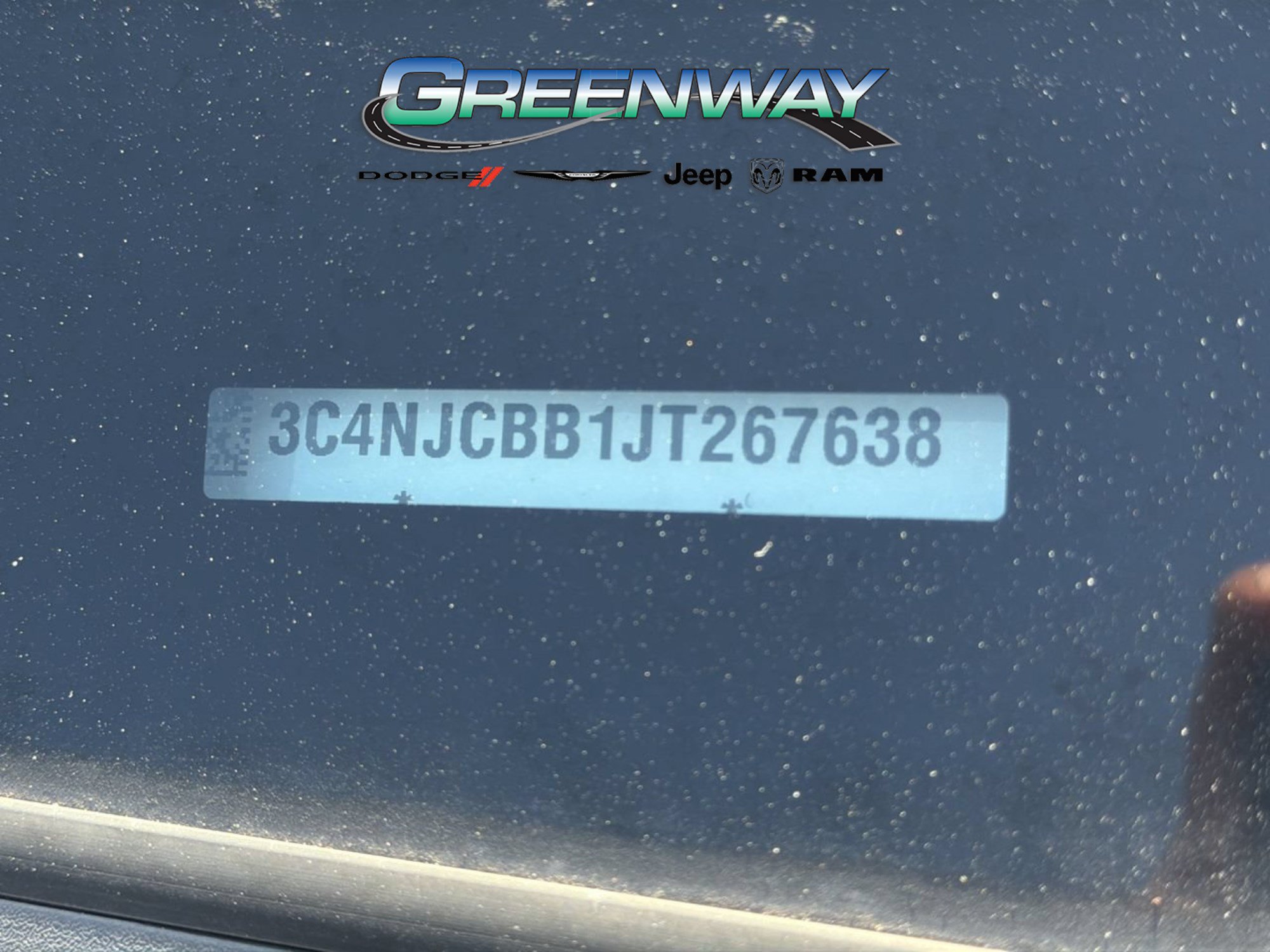 Used 2018 Jeep Compass Latitude FWD image 32