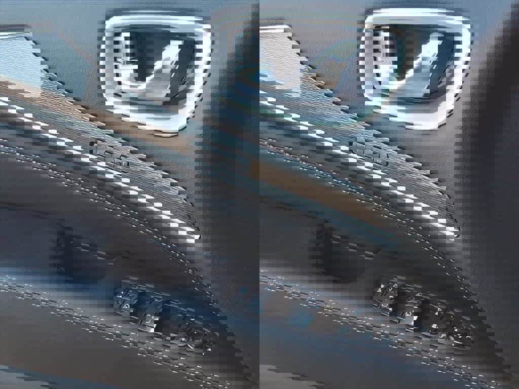 Used 2020 INFINITI QX60 Luxe w/ Essential Package image 20