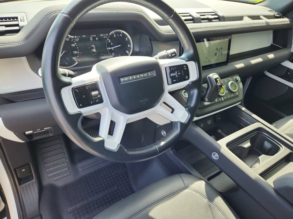 Used 2023 Land Rover Defender 110 S AWD/4WD image 14