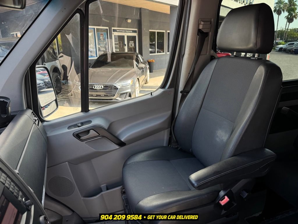 Used 2018 Mercedes-Benz Sprinter 2500 image 23