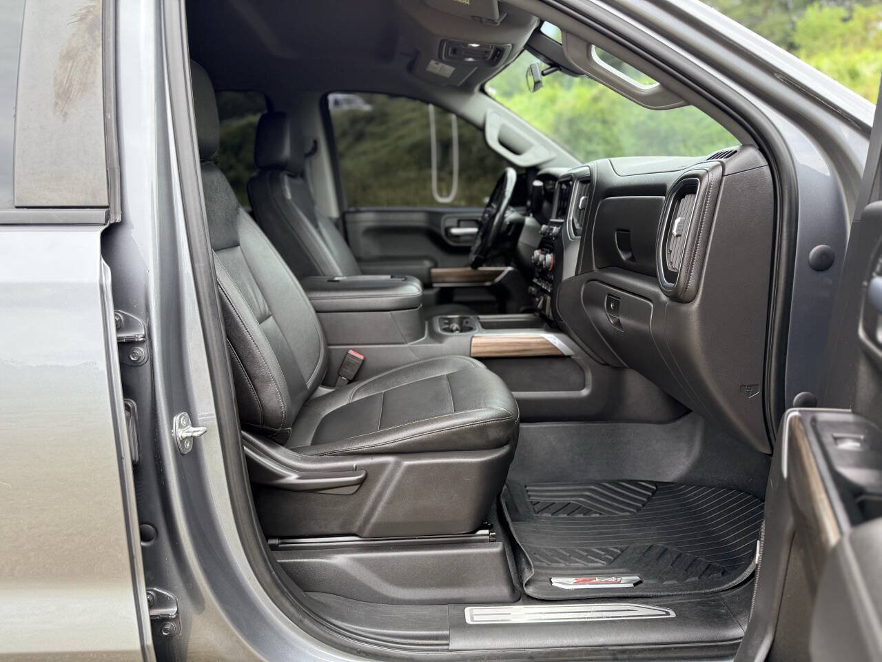 Used 2022 Chevrolet Silverado 1500 LT Trail Boss w/ LT Trail Boss Premium Package AWD/4WD image 26