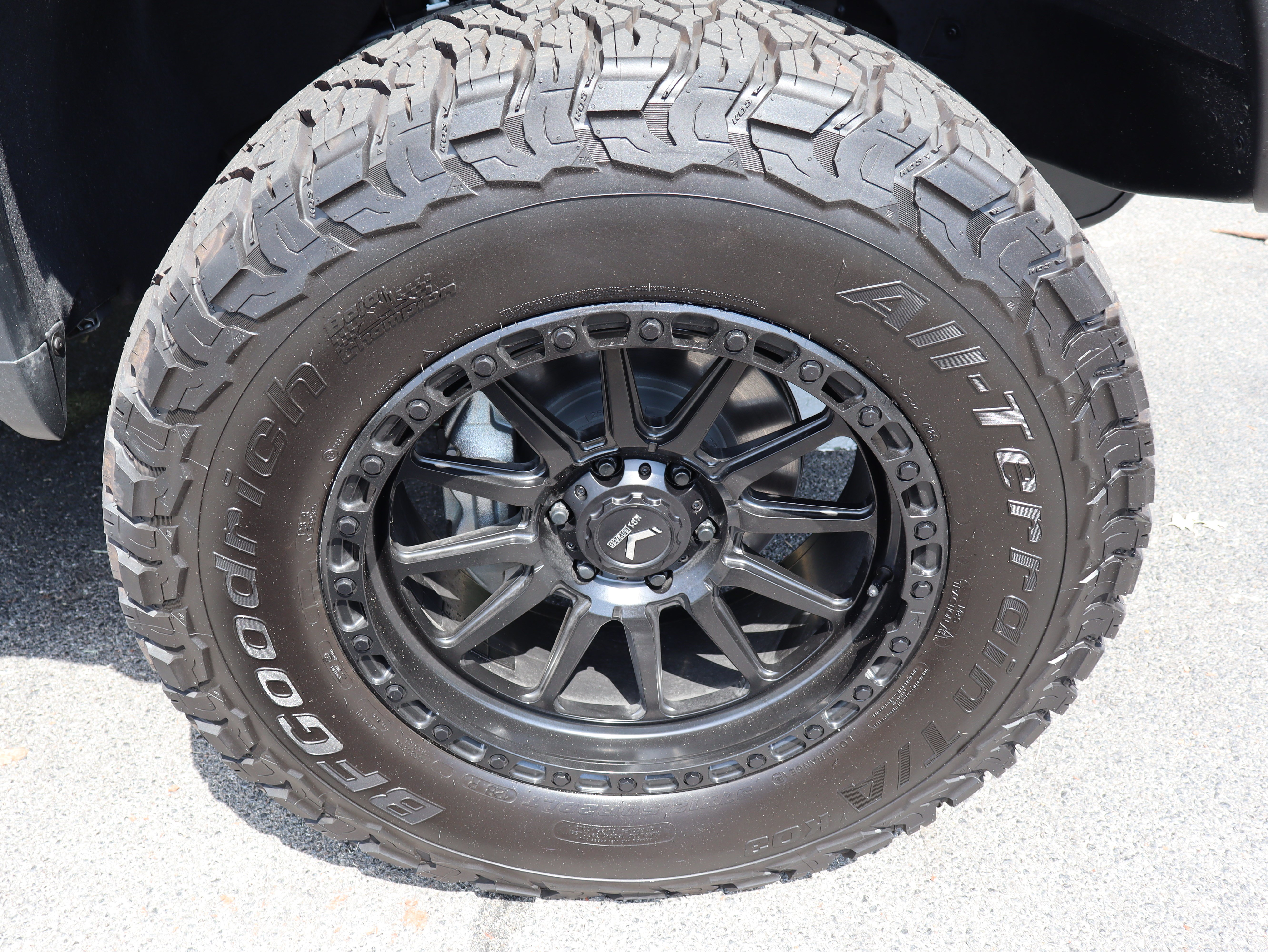 Used 2026 GMC Sierra 1500 AT4X AWD/4WD image 16