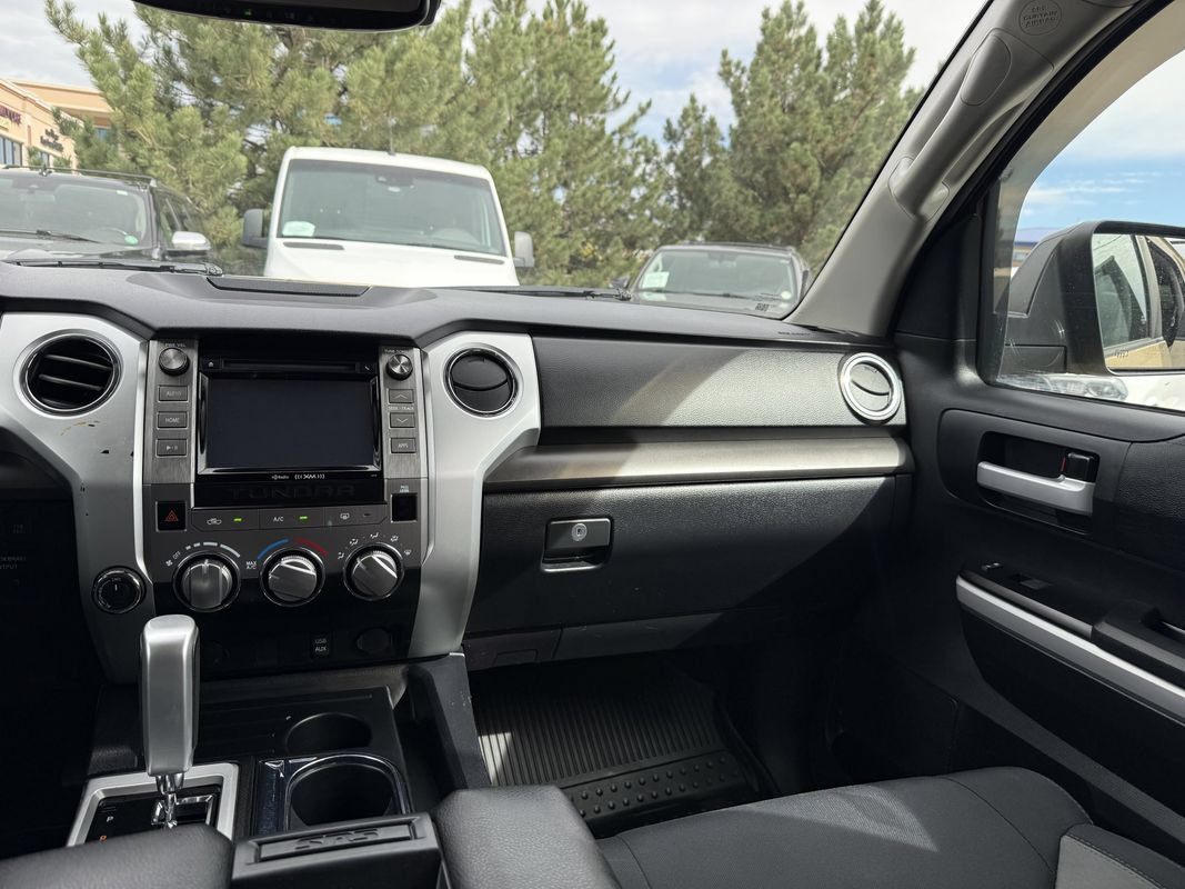 Used 2019 Toyota Tundra SR5 AWD/4WD image 27