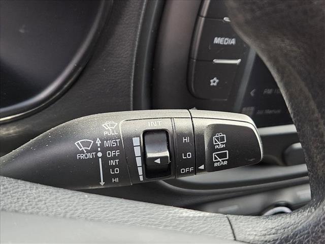 Used 2025 Kia Soul LX w/ LX Technology Package image 16