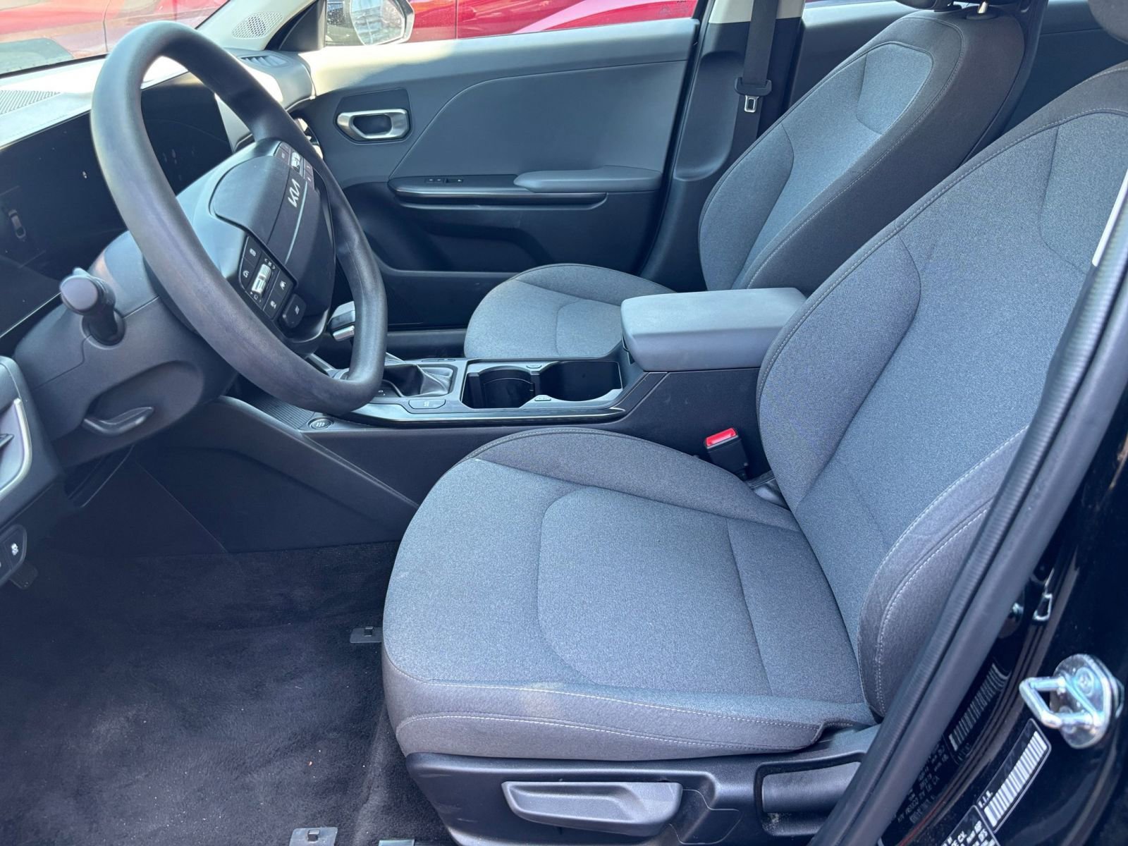 Used 2025 Kia K4 FWD image 23