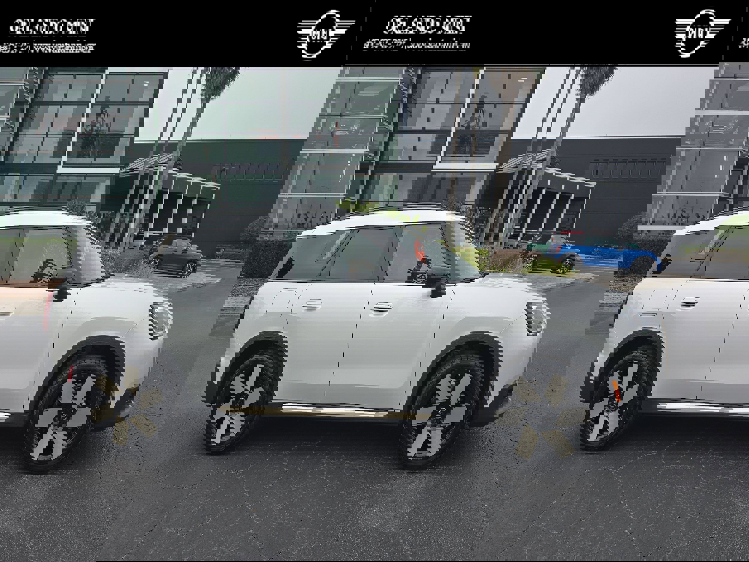 Certified 2025 MINI Cooper Countryman S w/ Comfort Package Max image 1