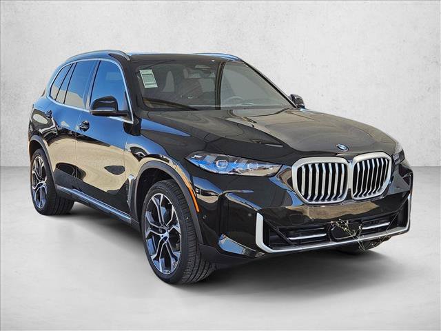 New 2026 BMW X5 xDrive40i w/ Executive Package AWD/4WD image 3