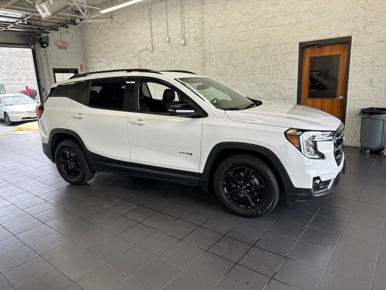 Used 2024 GMC Terrain AT4