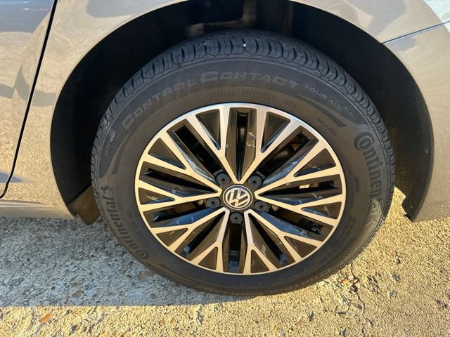 Used 2019 Volkswagen Jetta SE FWD image 29