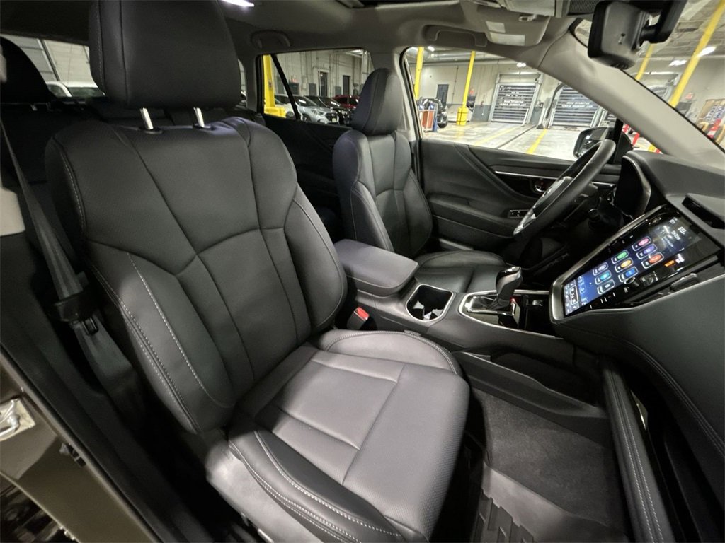 Certified 2025 Subaru Outback Limited image 25
