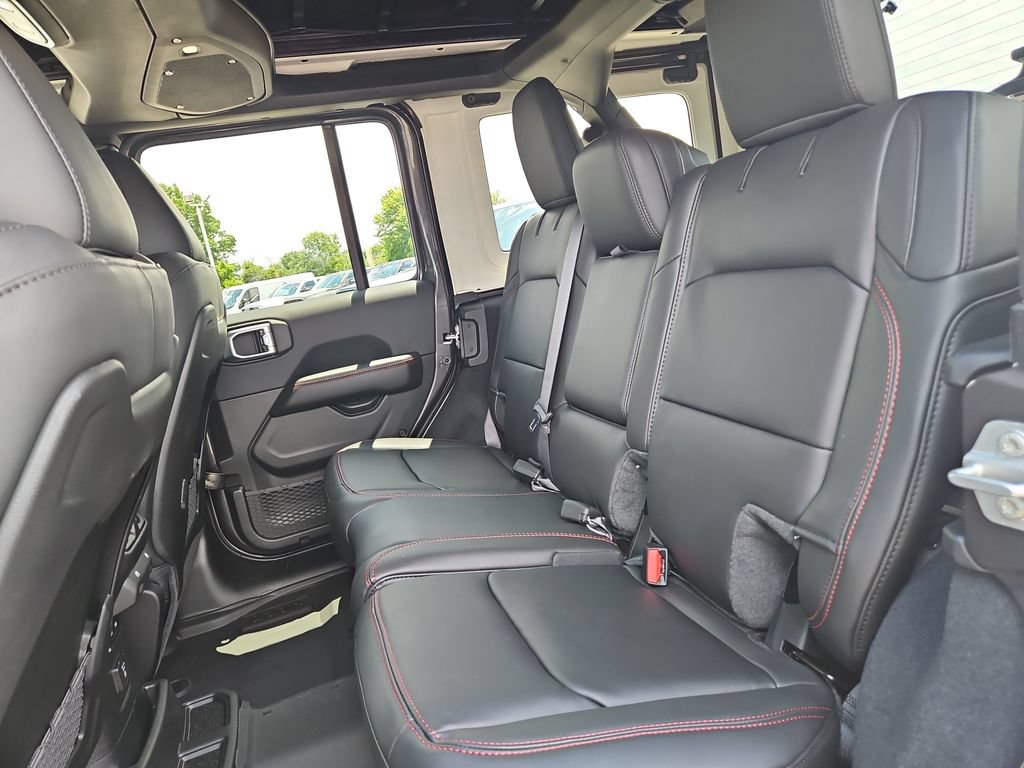 New 2026 Jeep Wrangler Unlimited Rubicon AWD/4WD image 10