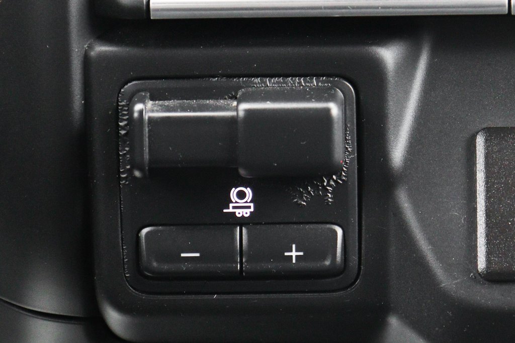 Used 2022 Chevrolet Silverado 2500 Custom w/ Custom Value Package image 30