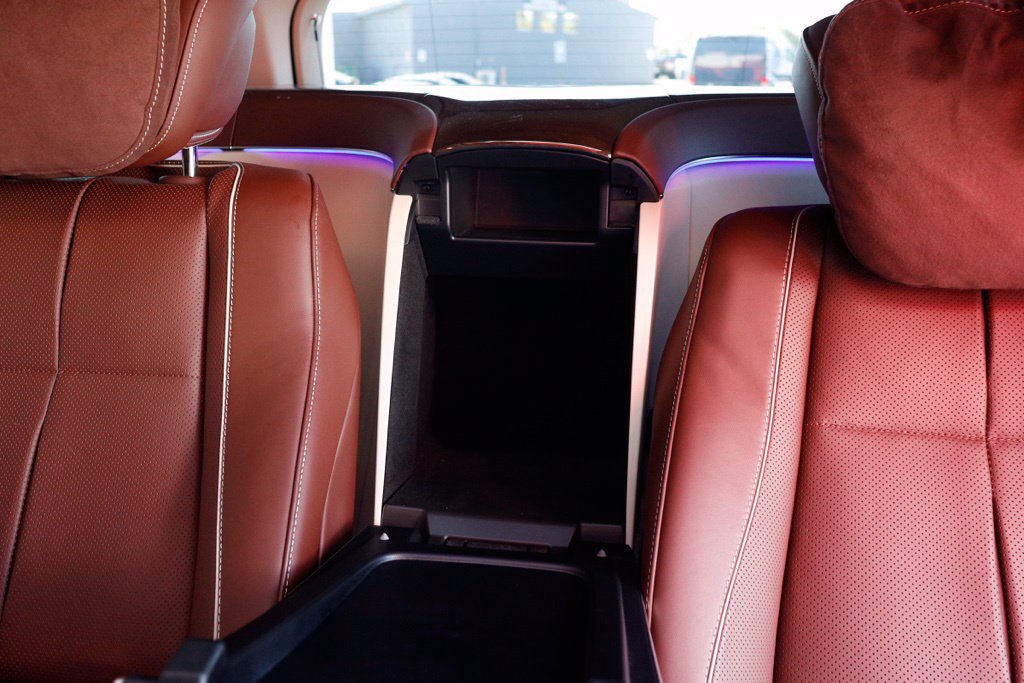Used 2023 Mercedes-Benz Maybach GLS 600 4MATIC image 65