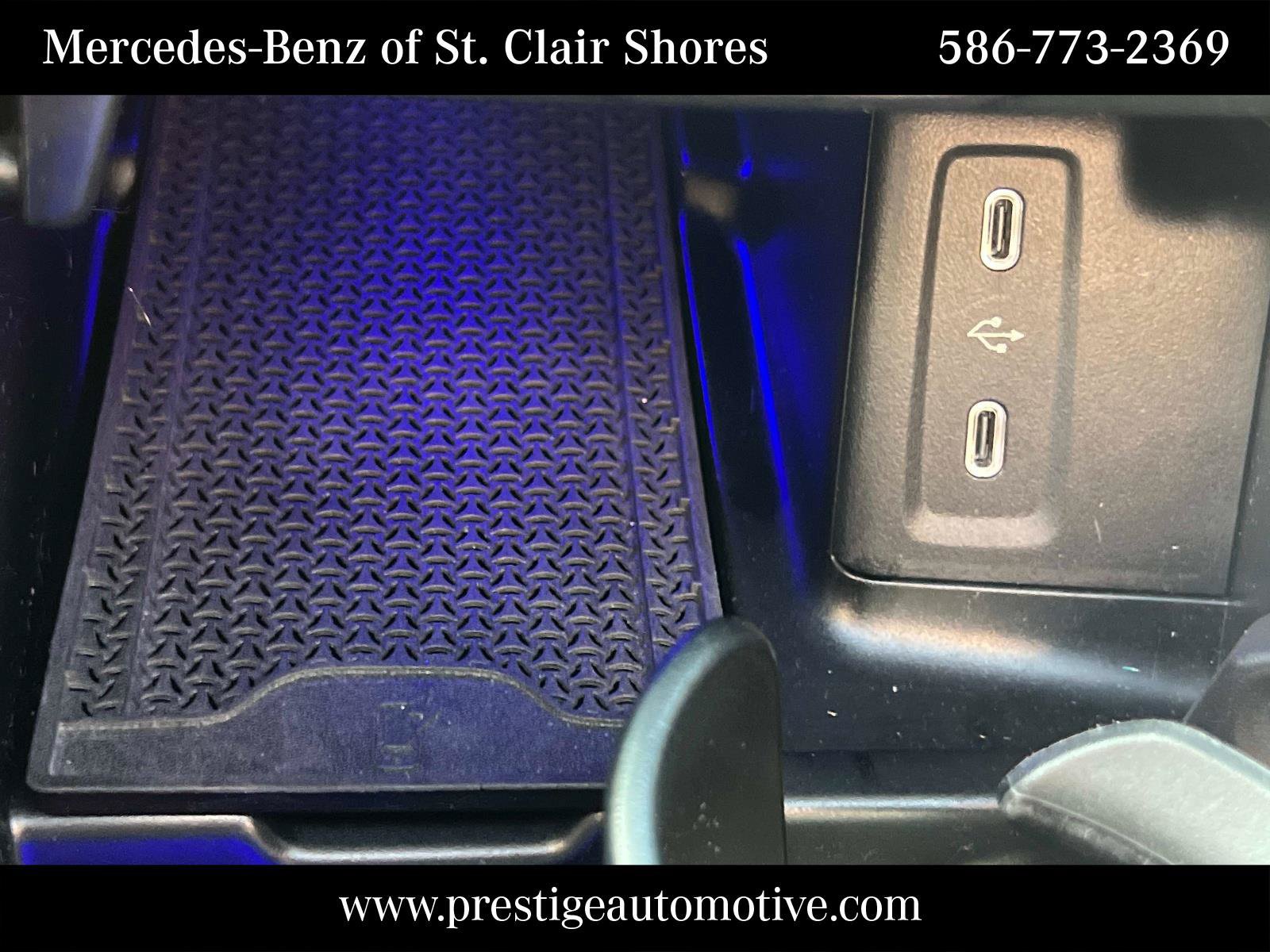 Used 2025 Mercedes-Benz GLC 350e 4MATIC image 32