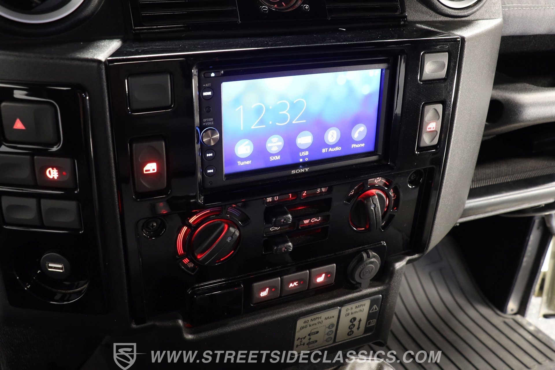 Used 1994 Land Rover Defender 90 AWD/4WD image 39