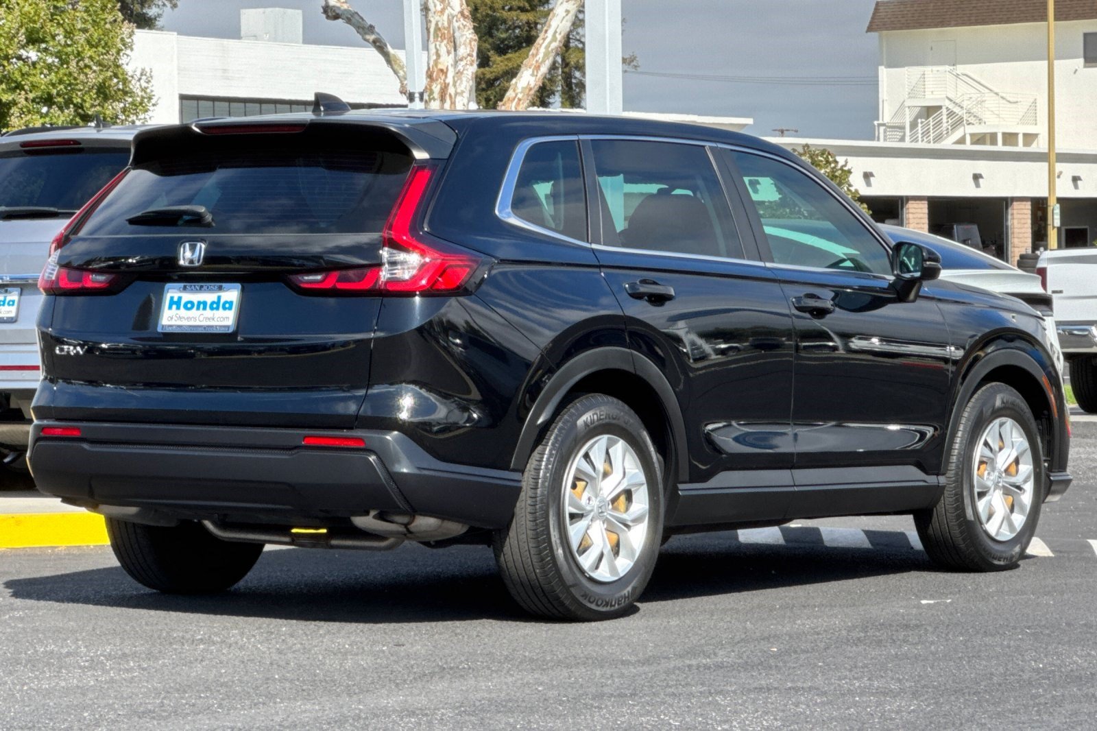 Used 2024 Honda CR-V LX image 9