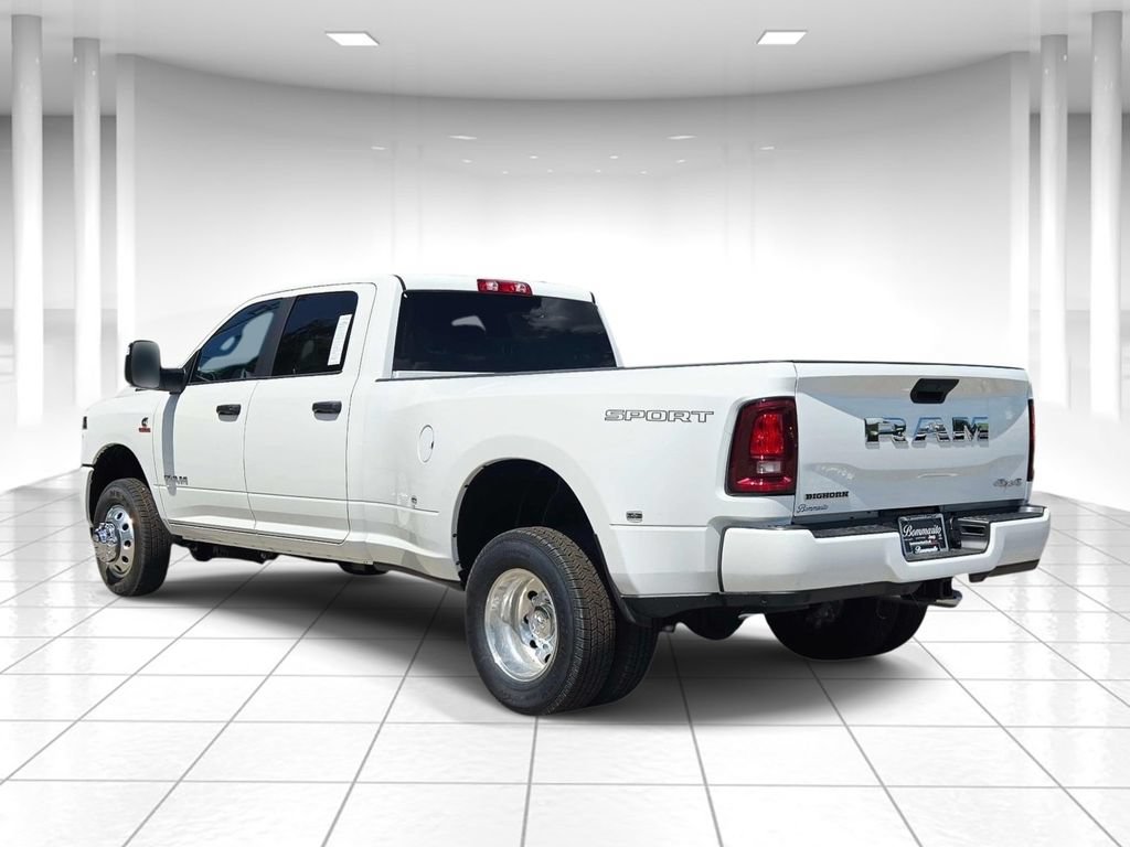New 2026 RAM 3500 Big Horn AWD/4WD image 5
