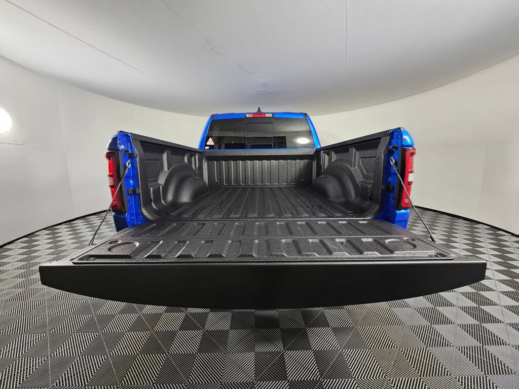 New 2026 RAM 1500 Big Horn w/ Night Edition image 18