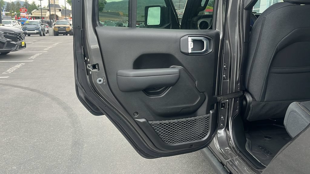 New 2026 Jeep Gladiator Sport AWD/4WD image 19