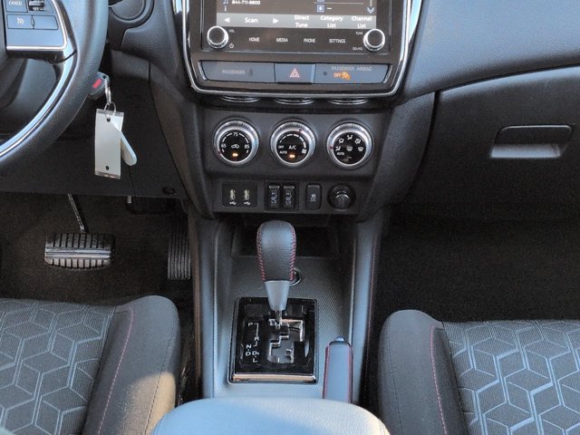Used 2025 Mitsubishi Outlander Sport AWD image 18
