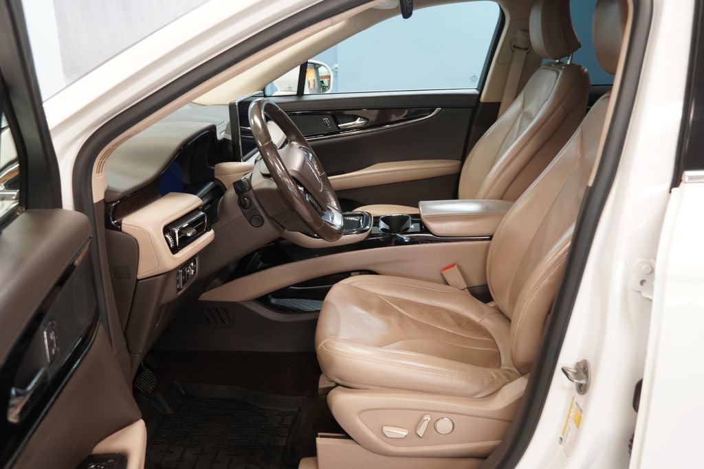 Used 2022 Lincoln Nautilus Reserve AWD/4WD image 4
