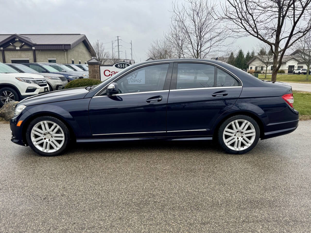 Used 2009 Mercedes-Benz C 300 4MATIC Sedan image 9