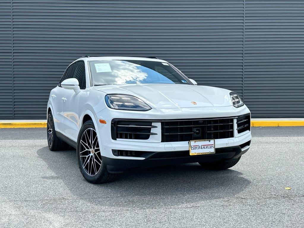 Certified 2026 Porsche Cayenne AWD/4WD image 7