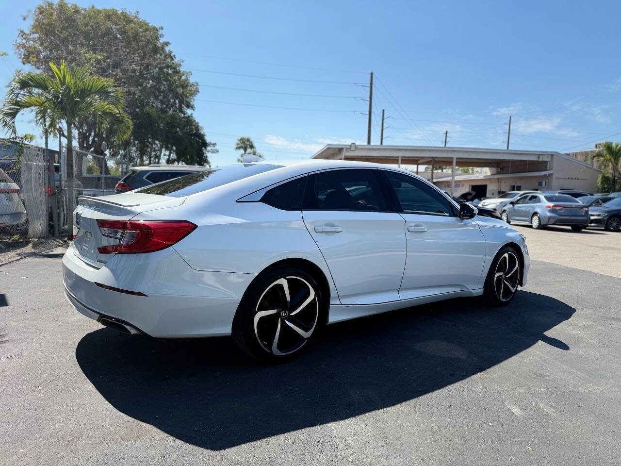 Used 2020 Honda Accord Sport image 14