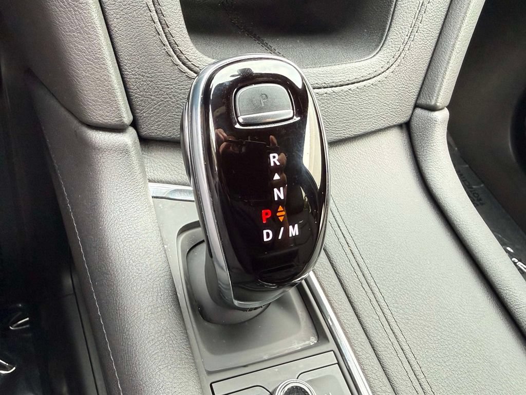 Used 2023 Cadillac XT5 Sportv w/ Technology Package AWD/4WD image 26
