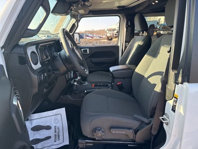 Used 2024 Jeep Wrangler Sport AWD/4WD image 14