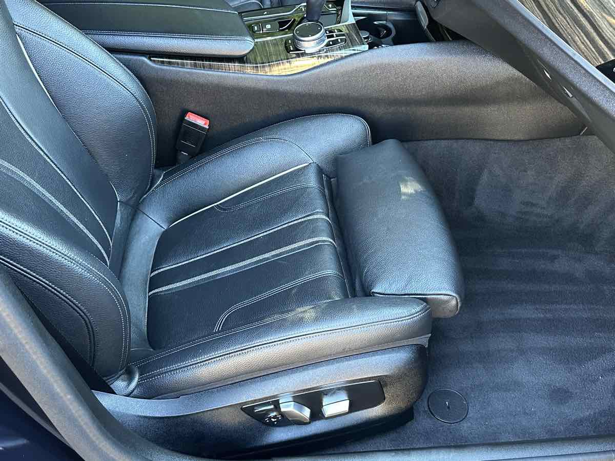 Used 2019 BMW 540i xDrive AWD/4WD image 22