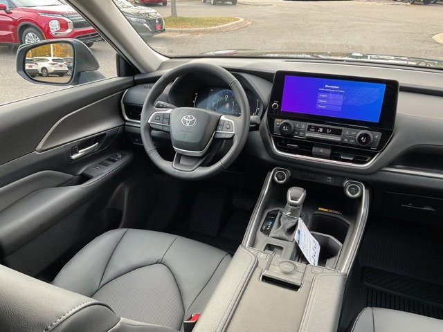 New 2026 Toyota Grand Highlander XLE image 21