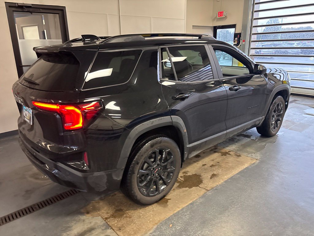 Used 2026 GMC Terrain Elevation w/ Elevation Premium Package AWD/4WD image 8