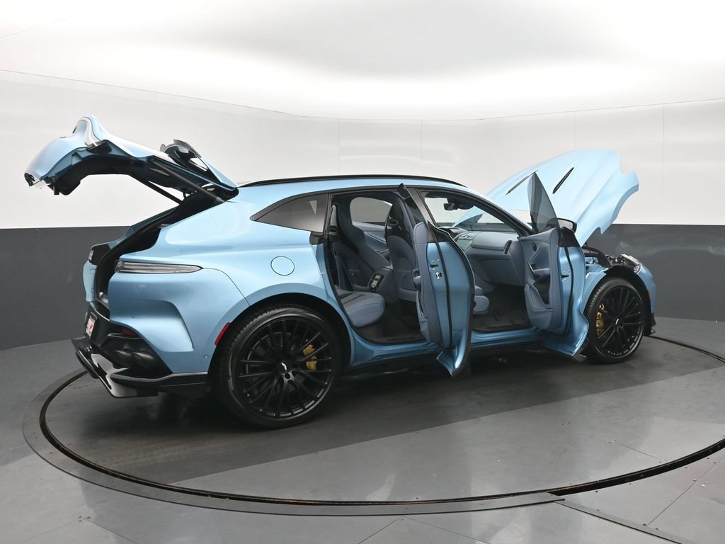 Used 2023 Aston Martin DBX 707 AWD/4WD image 40