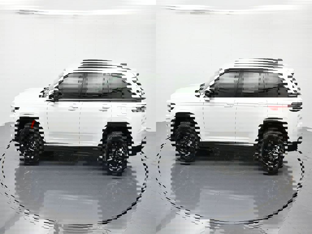 New 2025 Jeep Grand Cherokee Limited image 46