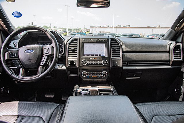Used 2021 Ford Expedition Limited AWD/4WD image 5