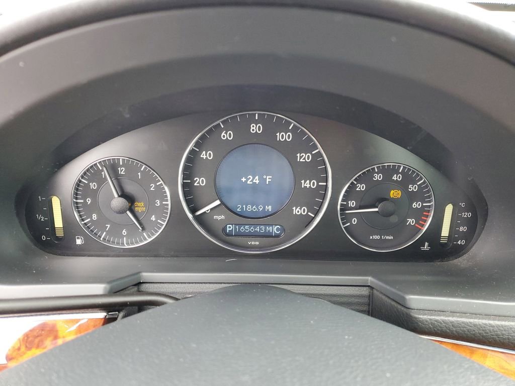 Used 2006 Mercedes-Benz E 350 4MATIC Sedan image 10