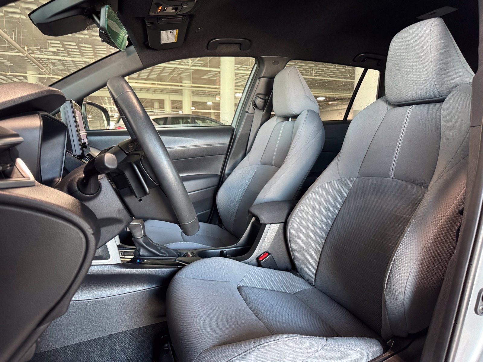 Used 2025 Toyota Corolla Cross AWD Hybrid image 15