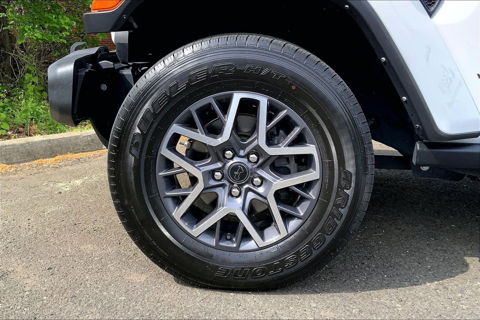 Certified 2024 Jeep Wrangler Unlimited Sahara AWD/4WD image 8