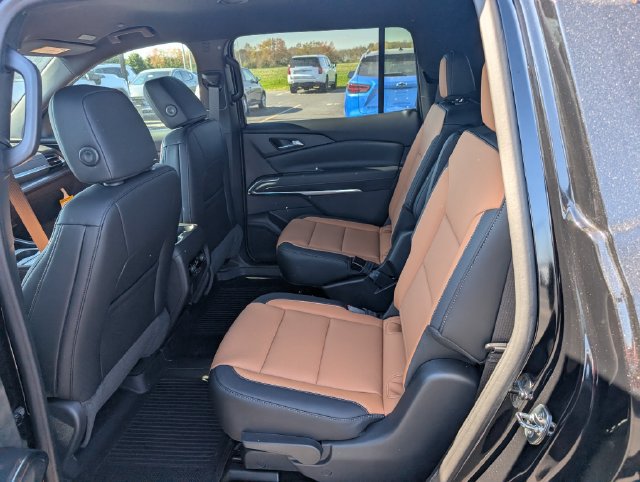 New 2027 Chevrolet Traverse Z71 w/ Driver Confidence Package AWD/4WD image 9